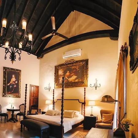 7esp-4 Casa De 7 Con Piscina Y Wifi En El Centro Historico Cartagena